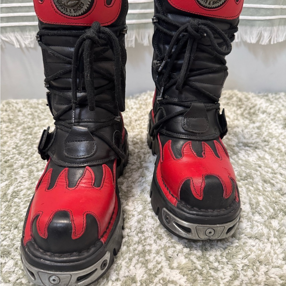 Used New Rock boots,Red and Black Flame Combat Boots, Size  36.